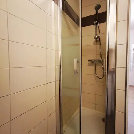Superbe 3p 57m2 Parking Prive Appartement Antibes